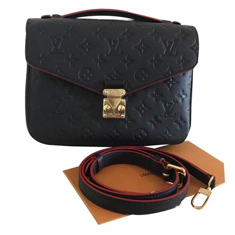 louis vuitton pochette metis price euro 2017|Pochette Métis Monogram Empreinte Leather .